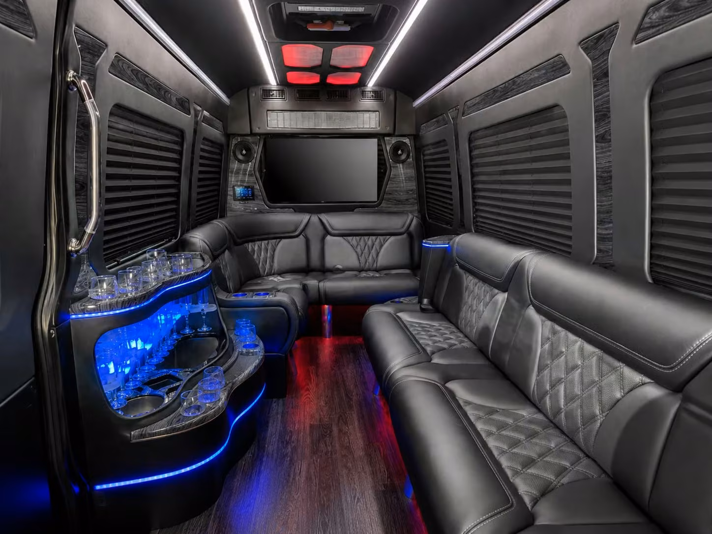 oakland construction and workforce shuttle services for remote job sites